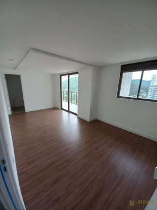 Cobertura com 3 Quartos à Venda, 211 m² em Fazenda - Itajaí