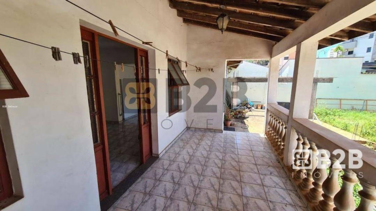 Imagem Casa com 3 Quartos para Alugar, 300 m² em Jardim Estoril Iv - Bauru Imagem Casa com 3 Quartos para Alugar, 300 m² em Jardim Estoril Iv - Bauru