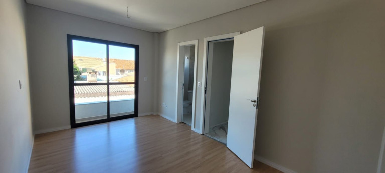 Imagem Casa com 3 Quartos à Venda, 102 m² em Cajuru - Curitiba