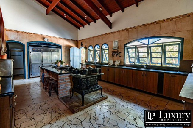 Imagem Casa com 5 Quartos à Venda, em Centro - Iguape Imagem Casa com 5 Quartos à Venda, em Centro - Iguape