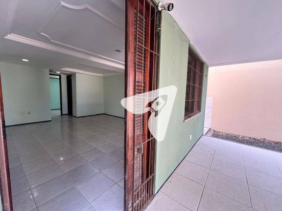 Imagem Casa com 4 Quartos à Venda, 180 m² em Sapiranga - Fortaleza