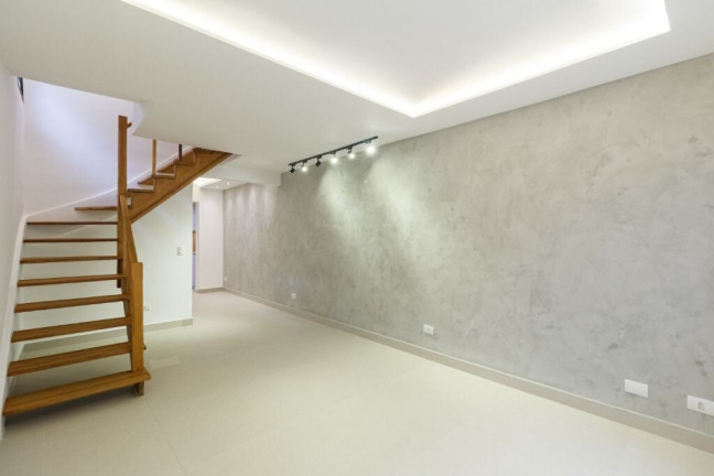 Casa com 3 Quartos à Venda, 210 m² em Chácara Santo Antônio (zona Sul) - São Paulo