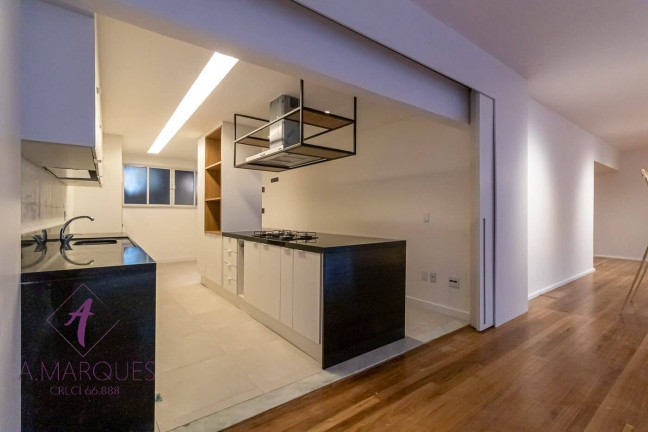Imagem Apartamento com 4 Quartos à Venda, 330 m² em Copacabana - Rio De Janeiro Imagem Apartamento com 4 Quartos à Venda, 330 m² em Copacabana - Rio De Janeiro