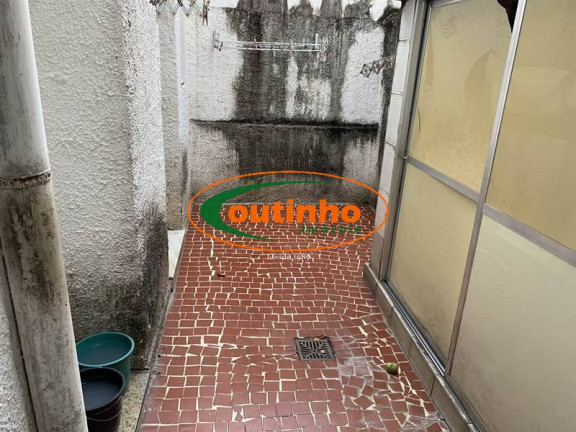 Imagem Casa com 4 Quartos à Venda, 200 m² em Andaraí - Rio De Janeiro Imagem Casa com 4 Quartos à Venda, 200 m² em Andaraí - Rio De Janeiro
