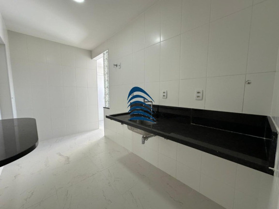 Imagem Imóvel com 3 Quartos à Venda, 197 m² em Caminho Das árvores - Salvador