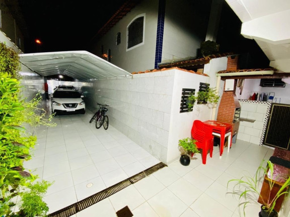 Imagem Casa com 2 Quartos à Venda,  em Vila Caiçara - Praia Grande