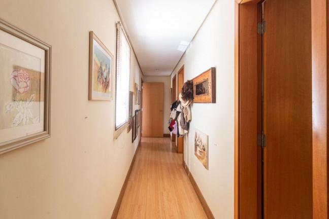 Imagem Imóvel com 3 Quartos à Venda, 147 m² em Higienópolis - Porto Alegre Imagem Imóvel com 3 Quartos à Venda, 147 m² em Higienópolis - Porto Alegre