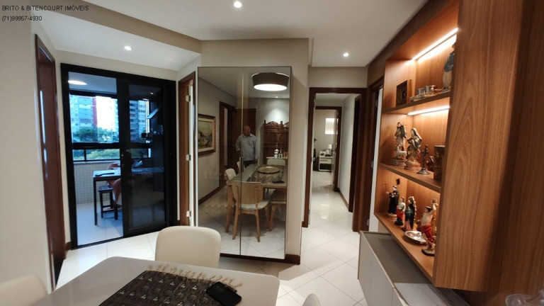 Imagem Imóvel com 3 Quartos à Venda, 132 m² em Graça - Salvador Imagem Imóvel com 3 Quartos à Venda, 132 m² em Graça - Salvador
