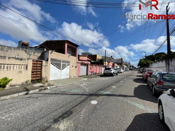 Imóvel com 4 Quartos à Venda, 424 m² em Joaquim Távora - Fortaleza