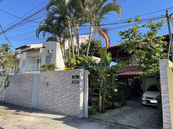 Imagem Casa com 3 Quartos à Venda, 260 m² em Alphaville - Campos Dos Goytacazes Imagem Casa com 3 Quartos à Venda, 260 m² em Alphaville - Campos Dos Goytacazes