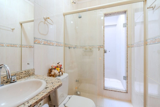 Imagem Casa com 4 Quartos à Venda, 202 m² em Ipanema - Porto Alegre