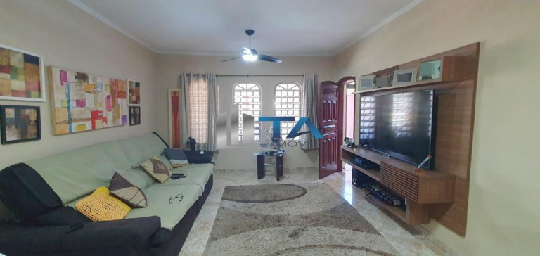 Imagem Casa com 4 Quartos à Venda, 220 m² em Jardim Aurélia - Campinas