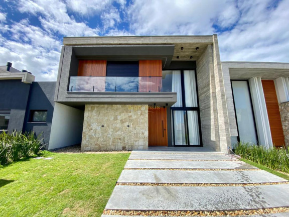 Casa com 4 Quartos à Venda, 220 m² em Condominio Sunset - Xangri-lá