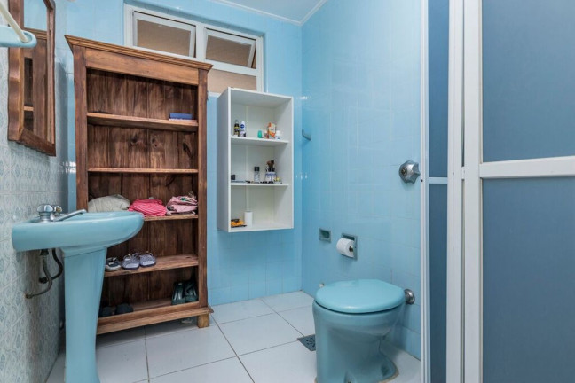 Imagem Imóvel com 2 Quartos à Venda, 79 m² em Menino Deus - Porto Alegre Imagem Imóvel com 2 Quartos à Venda, 79 m² em Menino Deus - Porto Alegre