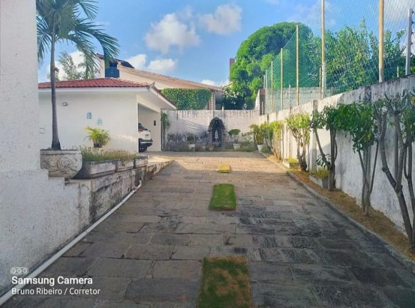 Imagem Casa com 4 Quartos à Venda, 672 m² em Tambaú - João Pessoa