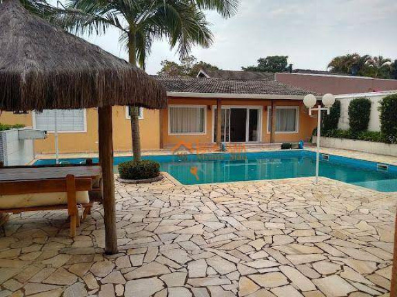 Sobrado com 4 Quartos à Venda, 650 m² em Condomínio Shambala I - Atibaia