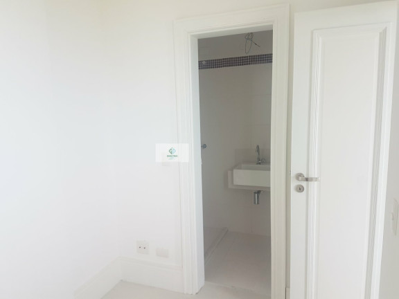 Imagem Apartamento com 3 Quartos à Venda, 220 m² em Enseada - Guarujá