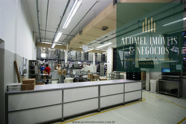 Imagem Imóvel Comercial à Venda, 4.013 m² em Distrito Industrial - Vinhedo Imagem Imóvel Comercial à Venda, 4.013 m² em Distrito Industrial - Vinhedo