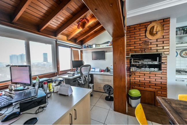 Imagem Cobertura com 4 Quartos à Venda, 234 m² em Cristal - Porto Alegre Imagem Cobertura com 4 Quartos à Venda, 234 m² em Cristal - Porto Alegre