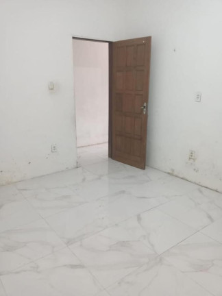 Imagem Casa com 2 Quartos à Venda, 140 m² em São Cristóvão - Salvador