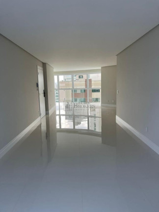 Imagem Apartamento com 3 Quartos à Venda, 138 m² em Centro - Balneário Camboriú Imagem Apartamento com 3 Quartos à Venda, 138 m² em Centro - Balneário Camboriú