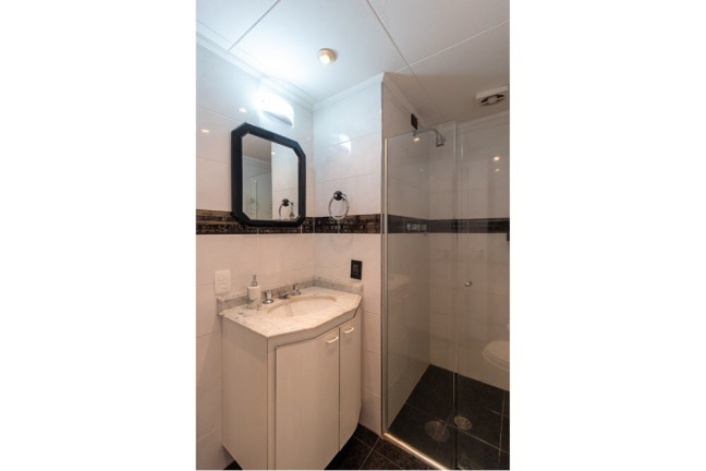 Imagem Apartamento com 3 Quartos à Venda, 106 m² em Itaim Bibi - São Paulo