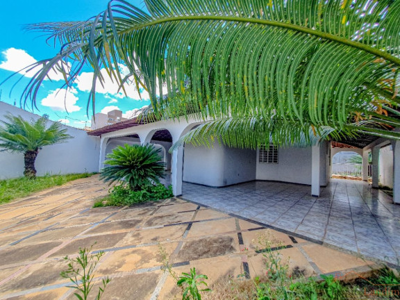 Imagem Casa com 4 Quartos à Venda, 220 m² em Morada Do Sol - Montes Claros