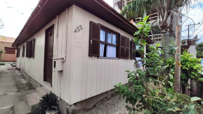 Imagem Imóvel com 1 Quarto à Venda,  em Centro - Imbituba