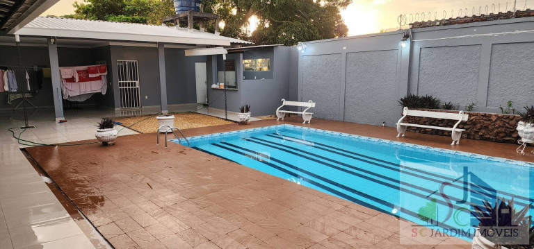 Imagem Casa com 4 Quartos à Venda, 283 m² em Adrianópolis - Manaus Imagem Casa com 4 Quartos à Venda, 283 m² em Adrianópolis - Manaus