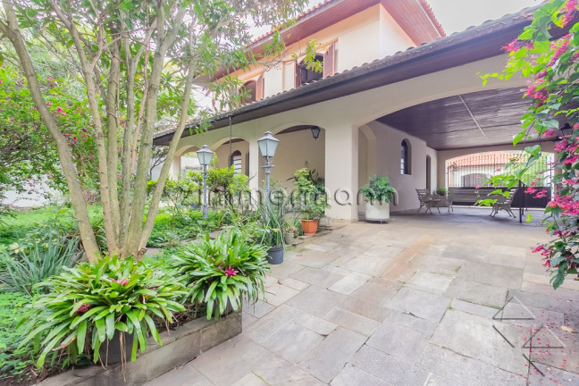 Casa com 4 Quartos à Venda, 590 m² em Alto Da Lapa - São Paulo
