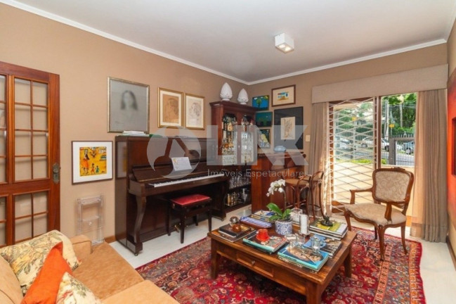 Apartamento com 3 Quartos à Venda, 121 m² em Moinhos De Vento - Porto Alegre