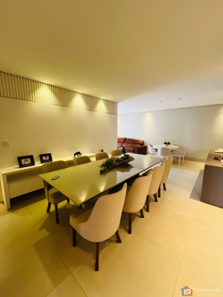 Apartamento com 4 Quartos à Venda, 210 m² em Centro - Patos De Minas