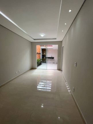 Imagem Casa com 3 Quartos à Venda, 160 m² em Parque Residencial Das Nações Indígenas - Cuiabá Imagem Casa com 3 Quartos à Venda, 160 m² em Parque Residencial Das Nações Indígenas - Cuiabá