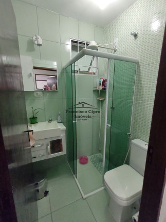 Imagem Casa com 2 Quartos à Venda, 137 m² em Vila Municipal - Guaratinguetá Imagem Casa com 2 Quartos à Venda, 137 m² em Vila Municipal - Guaratinguetá