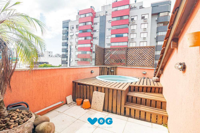 Imagem Imóvel com 3 Quartos à Venda, 134 m² em Santana - Porto Alegre Imagem Imóvel com 3 Quartos à Venda, 134 m² em Santana - Porto Alegre