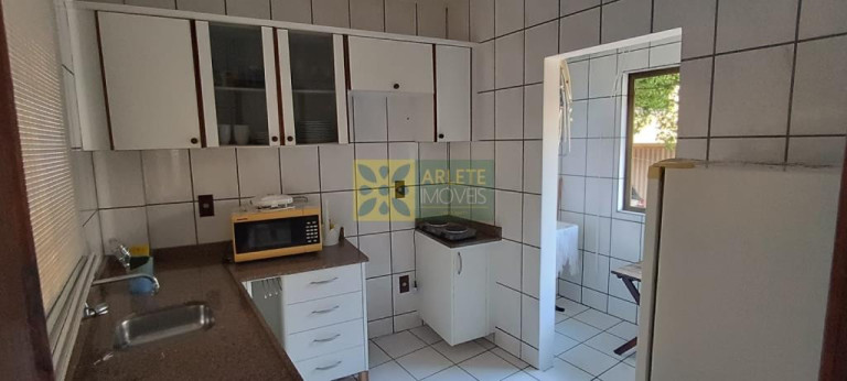 Imagem Apartamento com 2 Quartos à Venda, 80 m² em Centro - Bombinhas