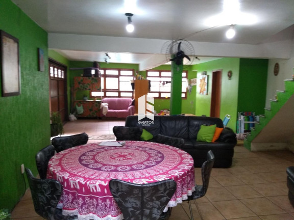 Imagem Casa com 4 Quartos à Venda, 270 m² em Duque De Caxias - Santa Maria