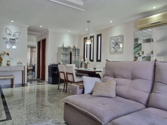 Casa com 3 Quartos à Venda, 150 m² em Embaré - Santos