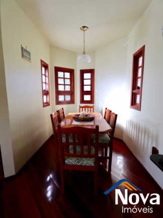 Imagem Imóvel com 4 Quartos à Venda,  em Centro - Picada Café