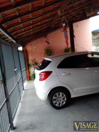 Casa com 3 Quartos à Venda,  em Jacareí