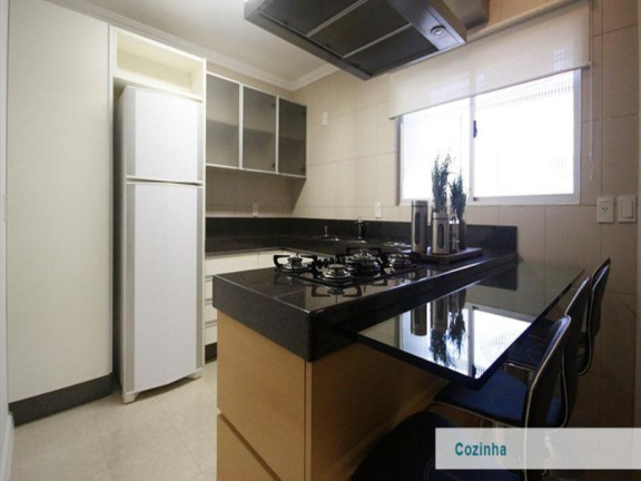 Imagem Imóvel com 3 Quartos à Venda, 200 m² em Centro - Balneário Camboriú