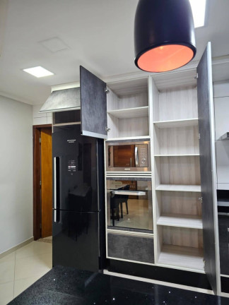 Imagem Sobrado com 3 Quartos à Venda, 177 m² em Vila Tolstoi - São Paulo