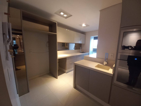 Imagem Apartamento à Venda, 119 m² em Estreito - Florianópolis Imagem Apartamento à Venda, 119 m² em Estreito - Florianópolis