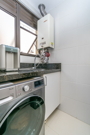 Imagem Imóvel com 2 Quartos à Venda, em Petrópolis - Porto Alegre Imagem Imóvel com 2 Quartos à Venda, em Petrópolis - Porto Alegre