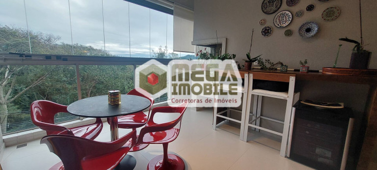 Apartamento com 3 Quartos à Venda, 116 m² em João Paulo - Florianópolis