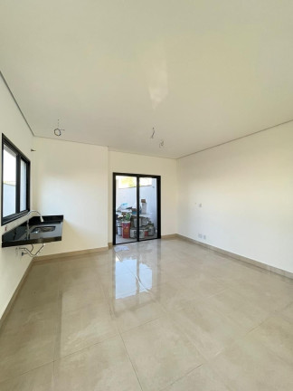 Imagem Sobrado com 3 Quartos à Venda, 120 m² em Villas Do Jaguari - Santana De Parnaíba