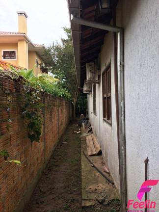 Imagem Casa com 3 Quartos à Venda, 280 m² em Campeche - Florianópolis