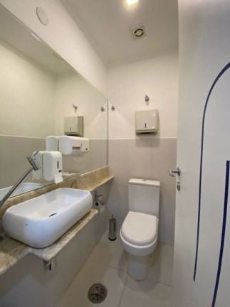Imagem Sobrado com 8 Quartos para Alugar, 300 m² em Indianópolis - São Paulo Imagem Sobrado com 8 Quartos para Alugar, 300 m² em Indianópolis - São Paulo