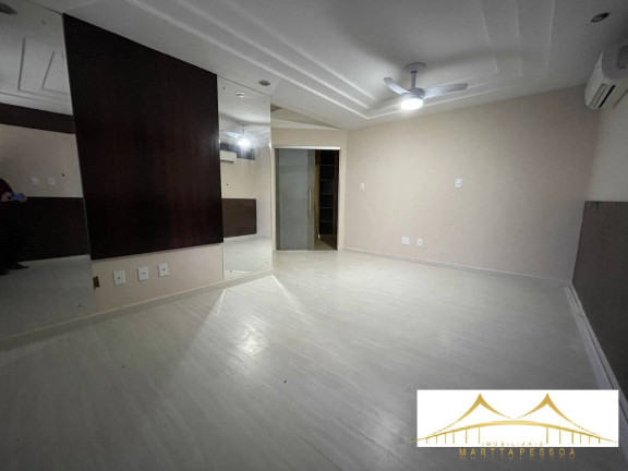 Foto do imóvel Casa de Condomínio com 4 Quartos à Venda, 300 m² em Candelária - Natal