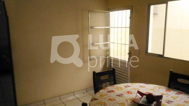 Imagem Casa com 6 Quartos à Venda, 100 m² em Parque Panamericano - São Paulo Imagem Casa com 6 Quartos à Venda, 100 m² em Parque Panamericano - São Paulo